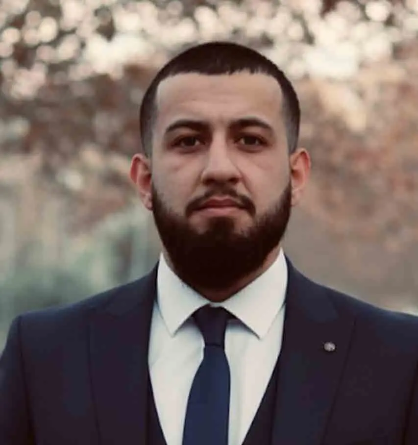 Qrafik dizayner İlkin Cəfərov